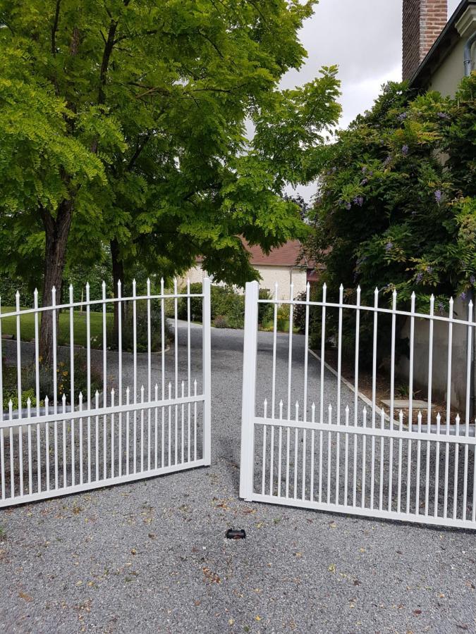 Les 7 Tilleuls - Chambres D'Hotes Mesland Exterior foto